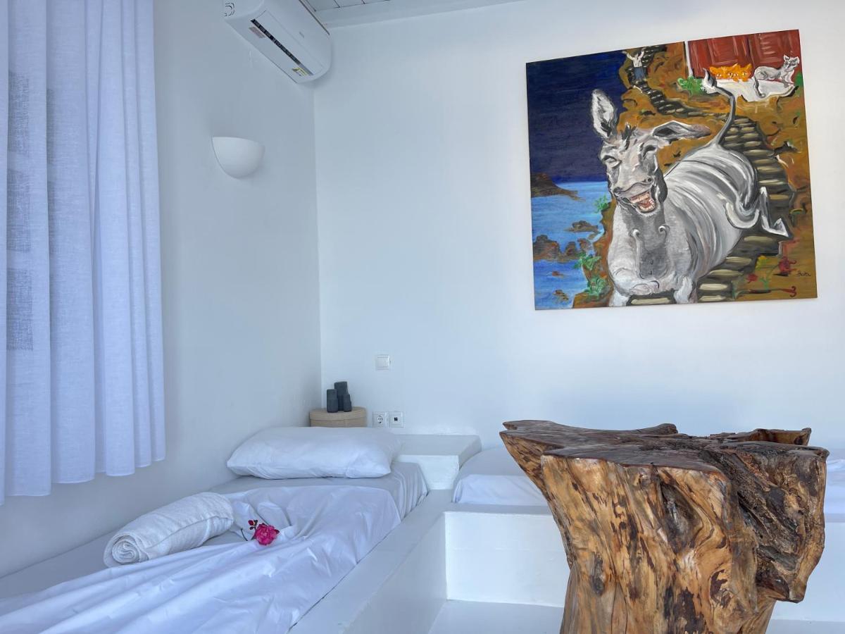 Mymykonos I *
