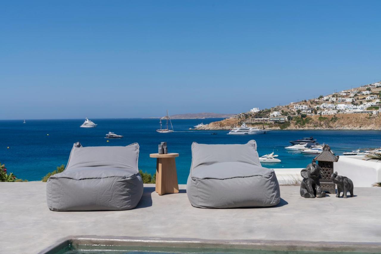 Mymykonos I *