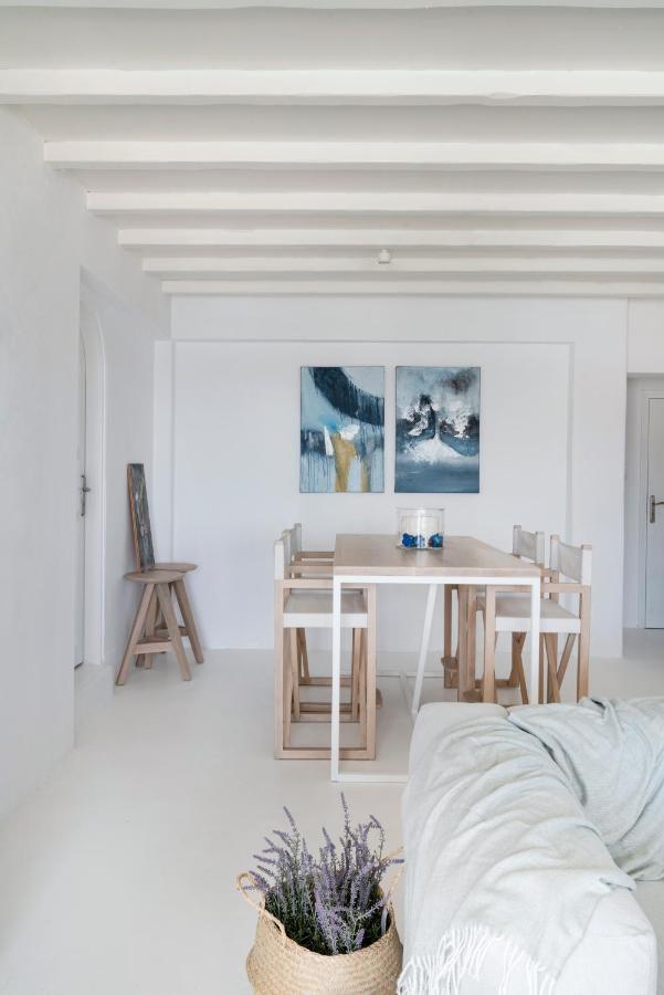Mymykonos I *